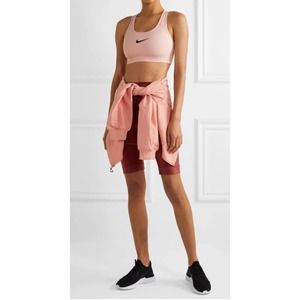 Nike Sports Bra Classic Swoosh